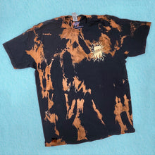 Carica l&#39;immagine nel visualizzatore di Gallery, Wise AF tooth illustration bleach tie dye hand printed tee
