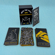 Lade das Bild in den Galerie-Viewer, Knight &amp; Sun Black Cat Tarot Card Deck
